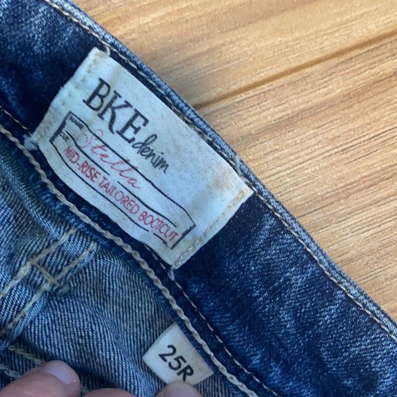 BKE Stella - Picture 3 of 3